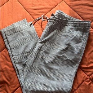 H&M Men's Black and White Plaid Joggers